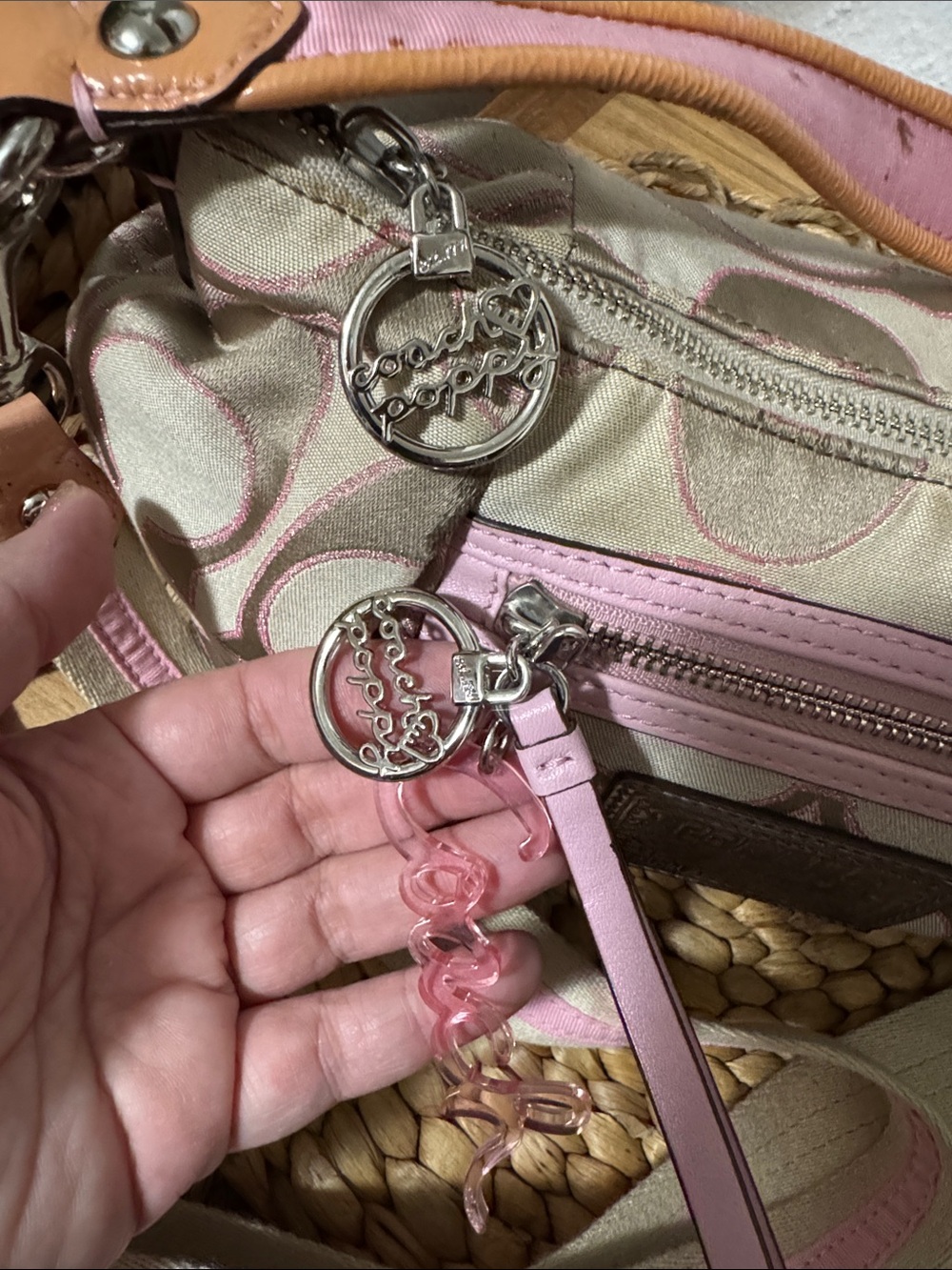 Coach Poppy Beige and Pink Signature Canvas Crossbody Purse - Vintage - Picture 4 of 17